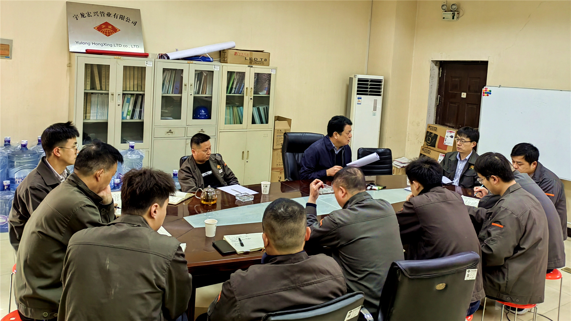 完善制度建設(shè)，推進(jìn)業(yè)務(wù)工作_副本.jpg